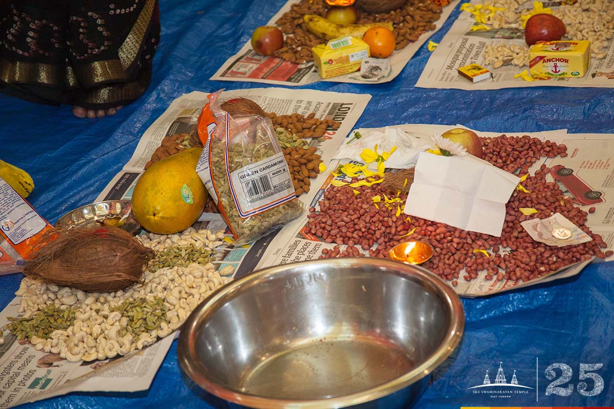 ©1987-2017 SKS Swaminarayan Temple East London